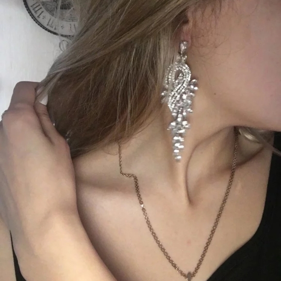 Bridal Jewelry Wedding Chandelier Statement Earrings Dangle Drop Earrings - Picture 3 of 5